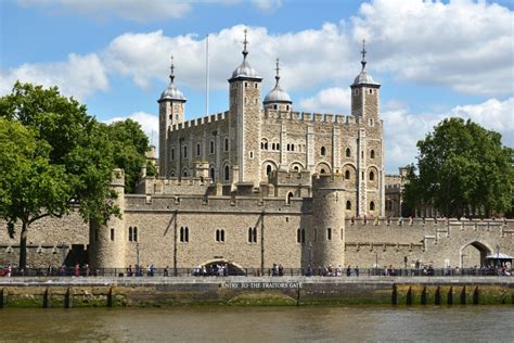 castello tudor londra|La Torre di Londra .